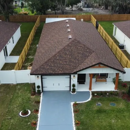 Cheerful 3 bedroom home with pool + grill