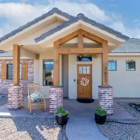 New Custom Suite Near Zion Park and Sand Hollow