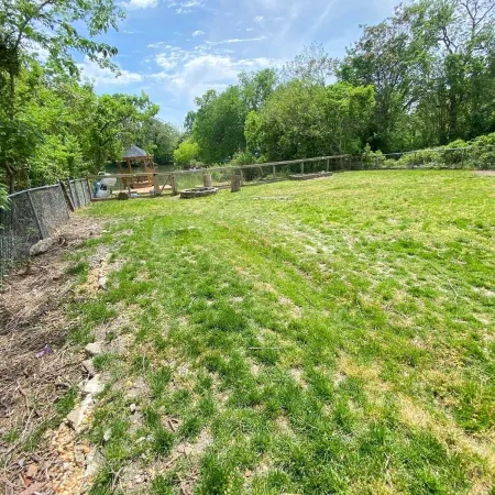 Charming Waterfront Home: Spacious, Modern, Near Attractions & Universities