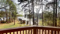 Beautiful home with scenic views of Lake Gaston Hotels in Northampton County