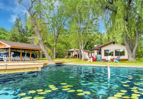 Clam Lake Waterfront Cottage - 4 stjerner