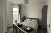 Luxury beachfront pet friendly 3 bed townhouse