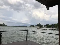 Spacious 6-bedroom house on Lake LB J