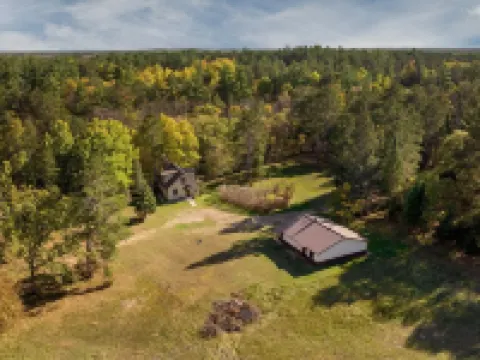 Secluded cabin on Pine River Hotels in Crosslake