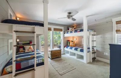 “She’s the One”; fantastic Seacrest Beach home on nature trail, 4 adult bikes!