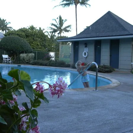 BEST LOCATION - Spectacular OCEANFRONT Views from EVERY Room - No Stairs