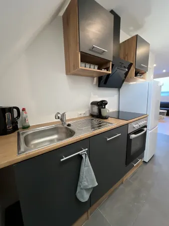 Moderne Wohnung in Karlsruhe Neureut mit Guter Öpnv Anbindung Отели рядом с достопримечательностью «Центр искусств и медиатехнологий»