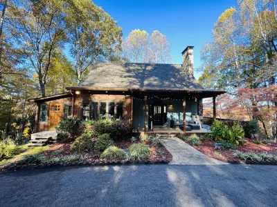 Rest & Relaxation in Remote Cabin on 10 Acres