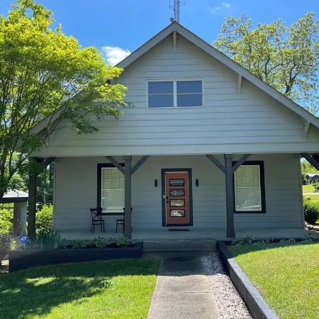 Cozy 2-bedroom Mid Century Modern house in Great Falls