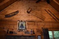 Secluded-Log Cabin-in town Cashiers-Pet Friendly