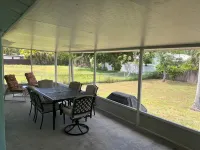 Blue Water Retreat @ Vanderbilt- steps to beaches/shopping/dining/entertainment!