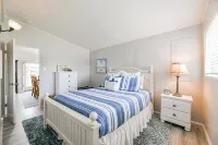 Waterfront - The Blue Heron House