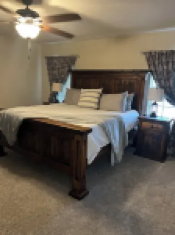 *The Quincy Farmhouse* Newly appointed home in quiet Quincy Park neighborhood.