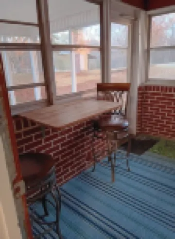 Family Friendly Fully Renovated Quiet House