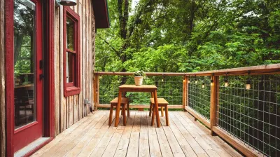 Heaven on earth, secluded, cozy, & romantic getaway cabin in the woods- central Hotels near Smoky Mountain Ziplines