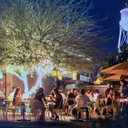 Downtown Gilbert Getaway - Sleeps 8