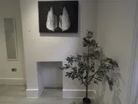 Spacious, boutique 2 Bed Apartment, central location