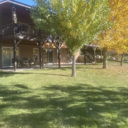 Spacious River House minutes to Hot Springs & WY Dino Center Отели в г. Термополис