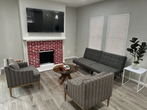 Forget your worries in this spacious and serene space. Hotels in Hamilton