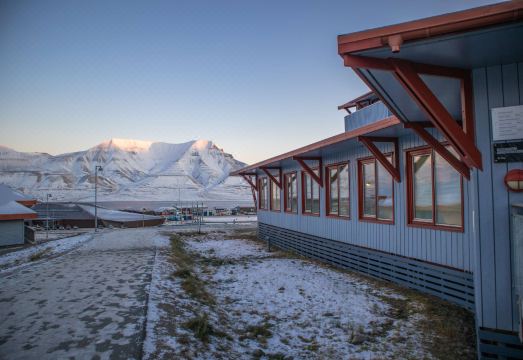 롱이어비엔 맛집 이미지