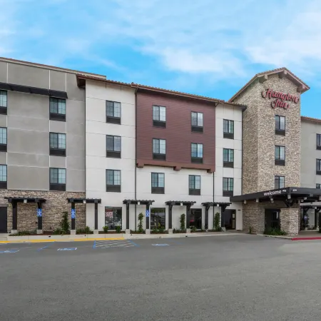 Hampton Inn by Hilton Concord