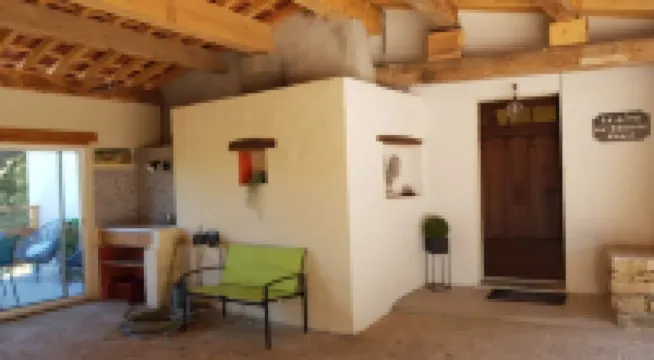 Couiza Gîte du Berger Paris, recent, modern and air-conditioned in a small farmhouse