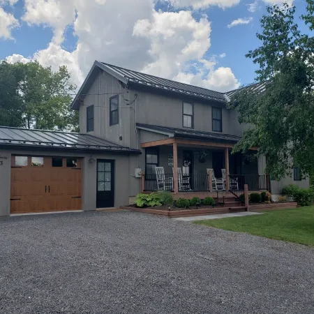 Friends And Family Farmhouse