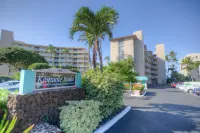*OCEANFRONT UPGRADED STUNNING VIEW*  Kamaole Nalu 506