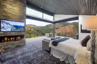 Available Long Term- Stunning 6/7 Bed Home with Unbelievable Views-Park City
