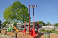 Staterooms 2Q, Waterside View, Heated Pool, Near Holland State Park Beach