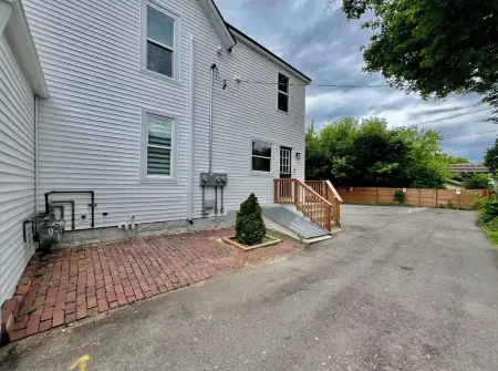 Bridge St Beauty, Brunch & Bars [2 Beds 1 Bath] Отели рядом с достопримечательностью «DeVos Place»