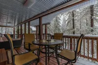 Exquisite Vacation Home with Hot Tub, EV Charger