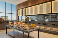 Four Points by Sheraton Nashik - breakfast