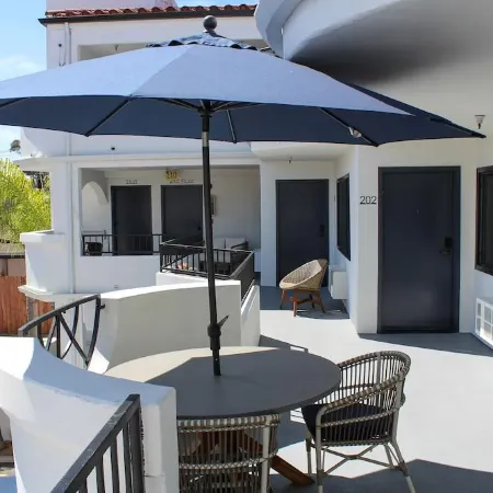 The Surfbreak Hotel