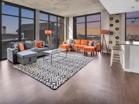 Lakeside Luxury Suite - Rock & Roll - Cle Flats - 2 Free parking Hotel a 