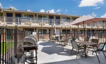 Best Western Shadow Inn