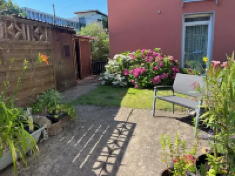 Spacious Apartment over 2 Floors in a Central Location with Castle View, Wallbox