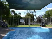 Sturt Motel - Pools