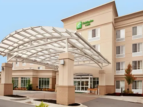 Holiday Inn & Suites Beckley Отели в г. Бекли