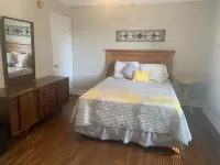 Large Private Room & Bathroom