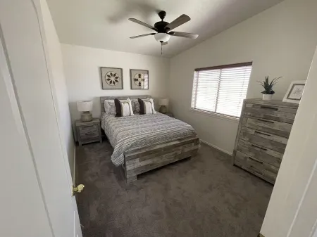 New! Desert LUX Oasis LARGE POOL SPA BBQ FIRE-PIT