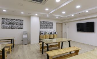 Sibirian Tourist - Housity