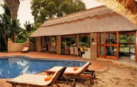 Amanzi Lodge - Pool