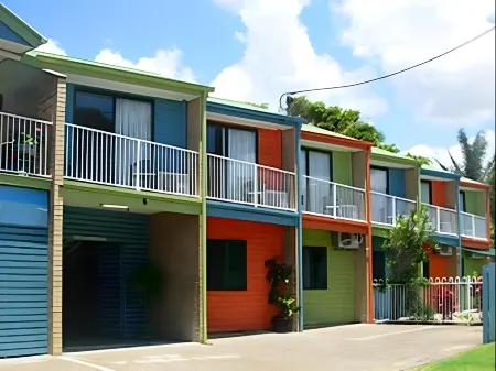 Coolum Budget Accommodation Отели в г. Перегиан Бич