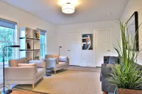 New Home with Pool, Bocce court & 2 basement game rooms close to Surfside Beach