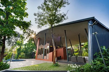 Vyna Hillock Resort Отели рядом с достопримечательностью «Kakkadampoyil.hills view vythiri»