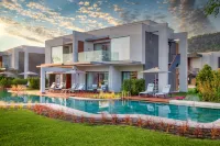 Hilton Dalaman Sarigerme Resort & Golf - Yüzme Havuzu