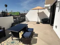 Charming 1-BR Apartment in Koreatown LA W/ Free Parking, Fitness Room, WiFi