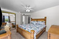 Family Size Beach Condo-Sleeps 10/ min to the Surfside Beach! 사우스 스트랜드 레크리에이션 센터 주변 호텔