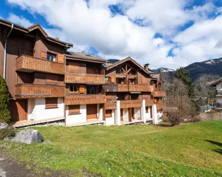 LE CHAMOIS Hotels in Morillon